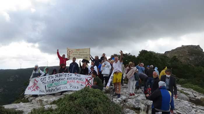 διαμαρτυρία στην ακρόπολη Στύρων για τις ανεμογεννήτριες